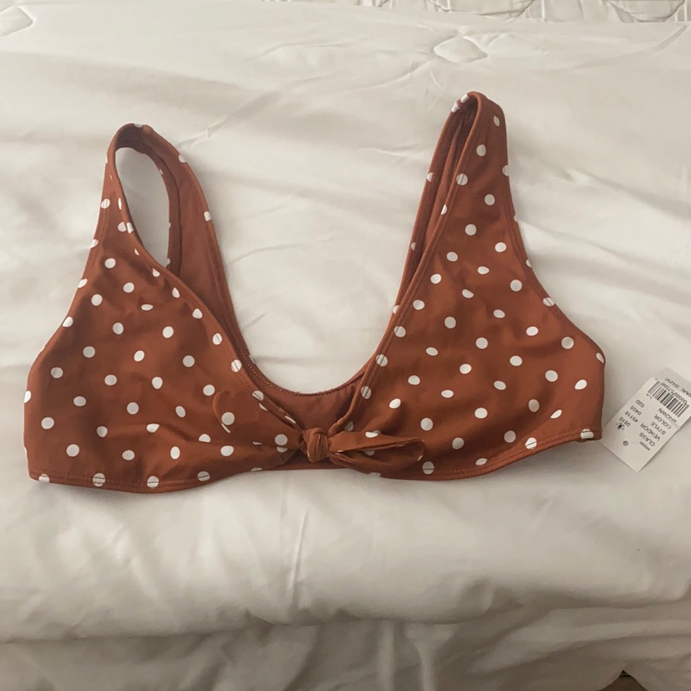 NWT Pacsun Polk a dot bikini top